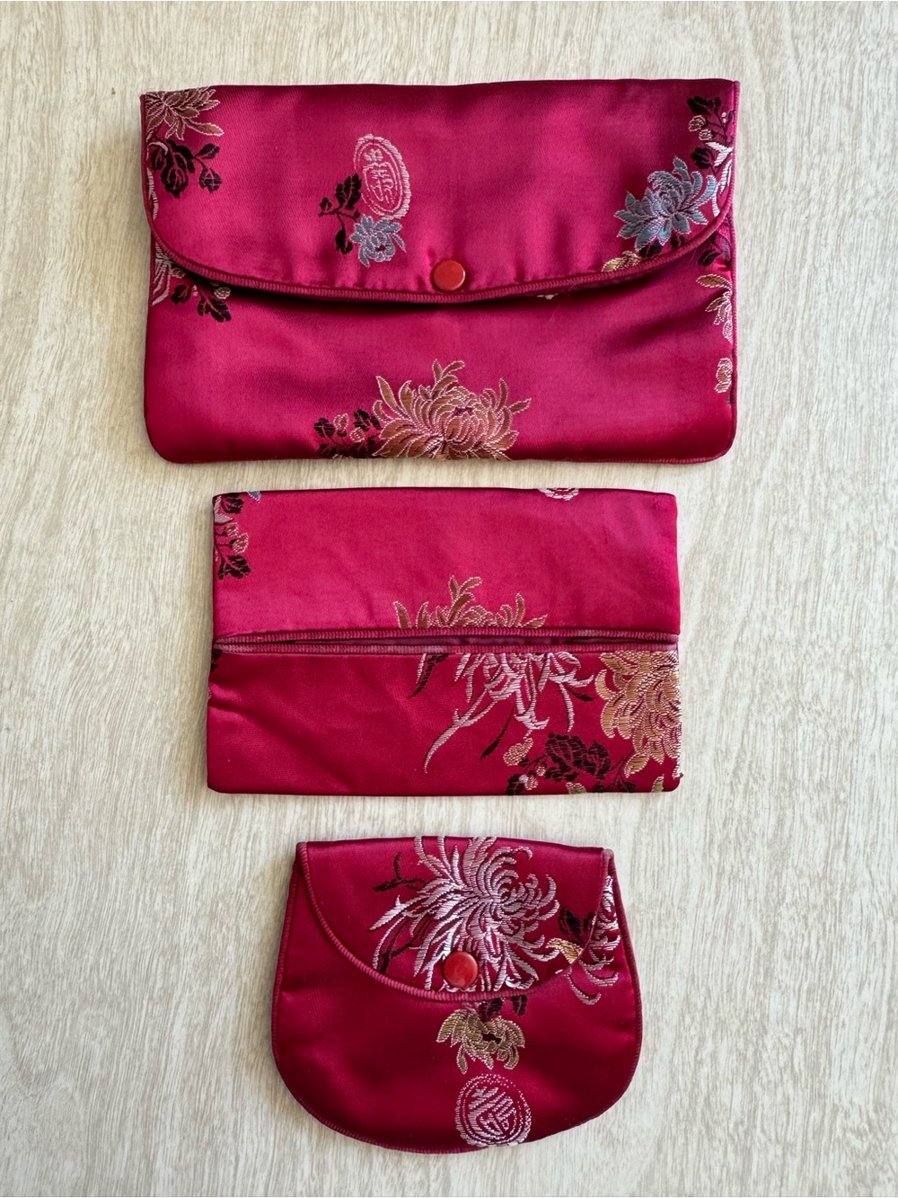 Vintage Three-Piece Red Floral Satin Clutch and Pouch Set Jewelry makeup